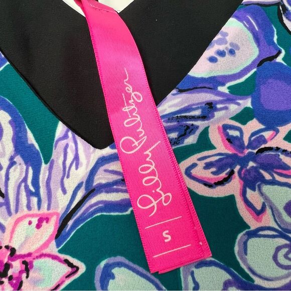 Lilly Pulitzer Reversible Florin V-Neck Top Tanzanian Moonlight Garden Small - Picture 7 of 7